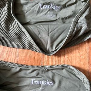 Frankie’s Bikinis 👙 Top & Bottom